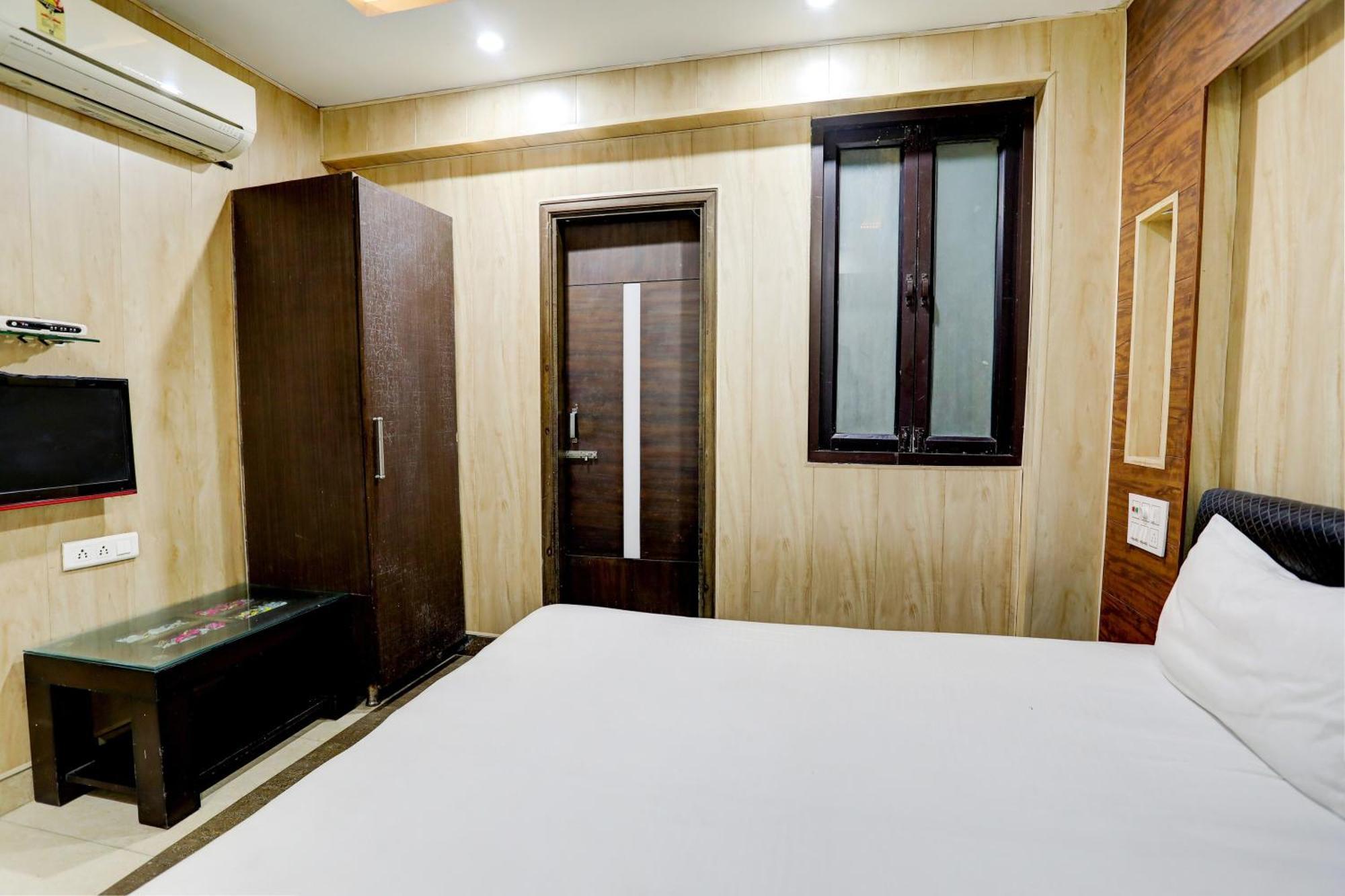 Hotel O Hcn ลูดิฮานา ภายนอก รูปภาพ