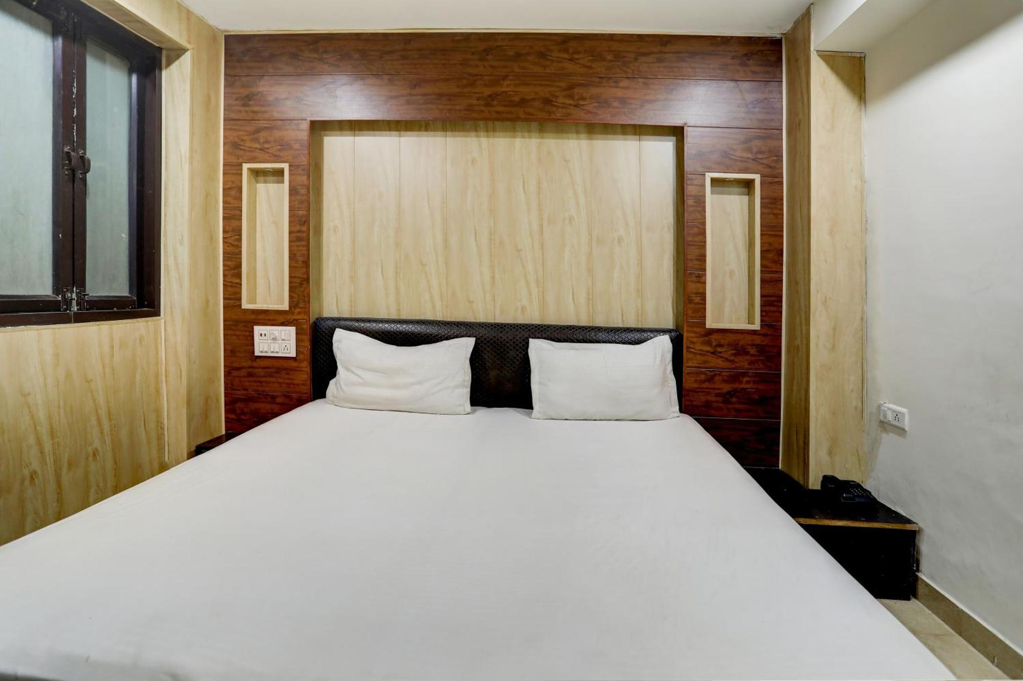 Hotel O Hcn ลูดิฮานา ภายนอก รูปภาพ