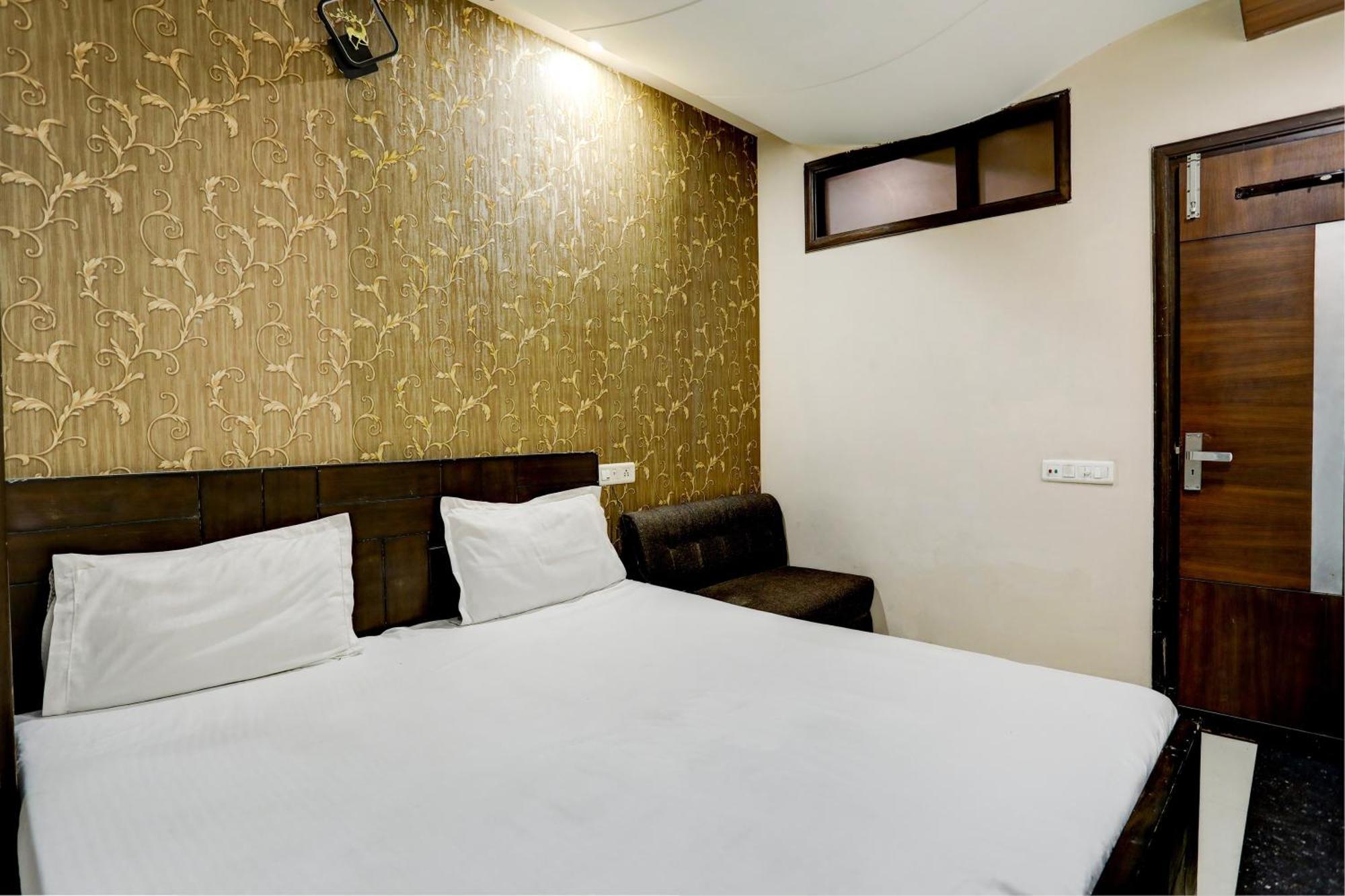 Hotel O Hcn ลูดิฮานา ภายนอก รูปภาพ